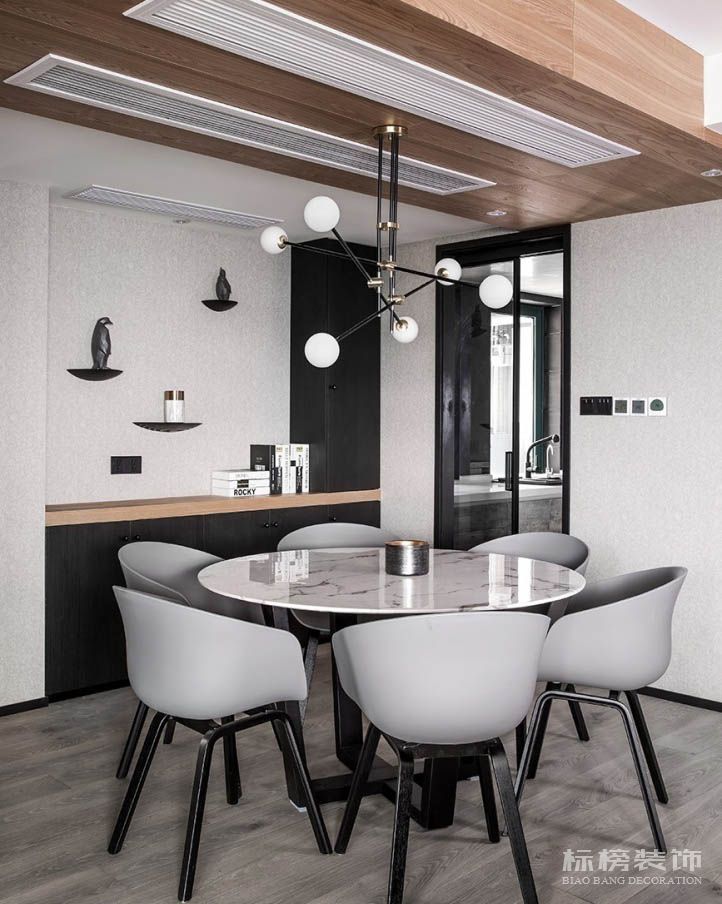 簡約辦公室怎么裝修？